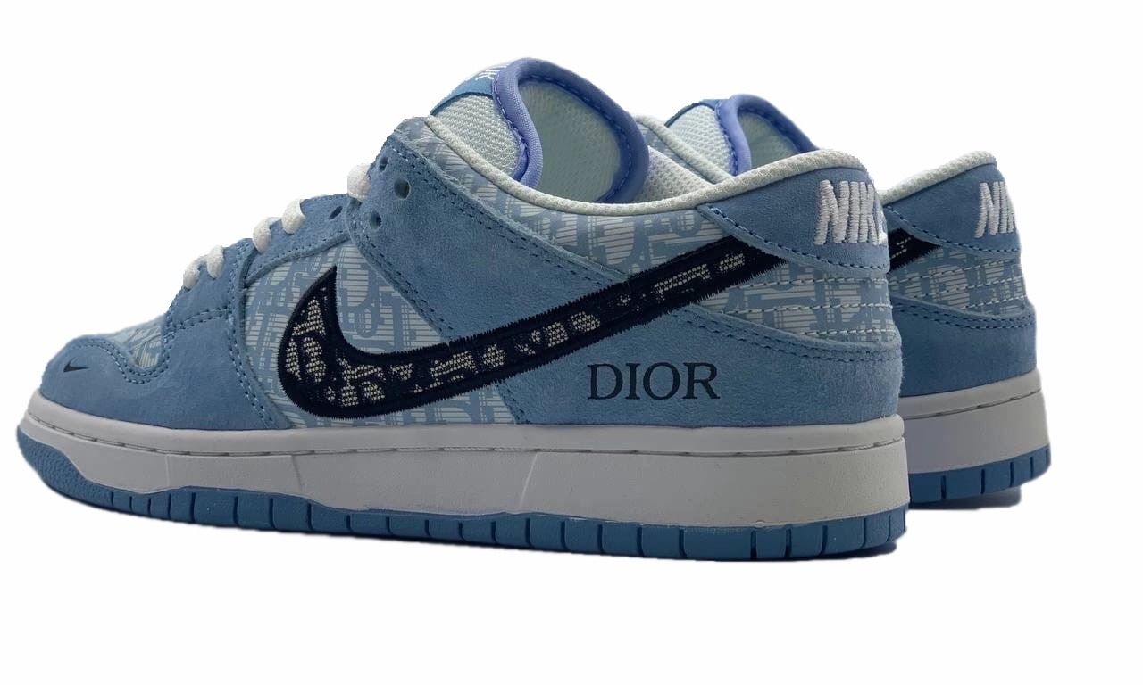 Nike SB Dunk Low x Dior, голубые с белым, замша, текстиль, женские купить в  Омске – интернет-магазин Kross Sport